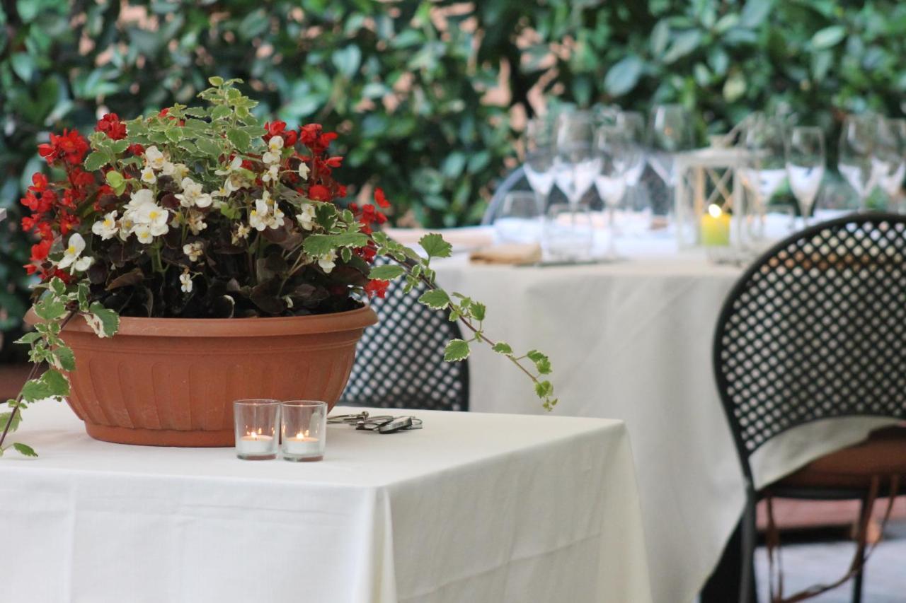Albergo La Scaletta カントゥ エクステリア 写真