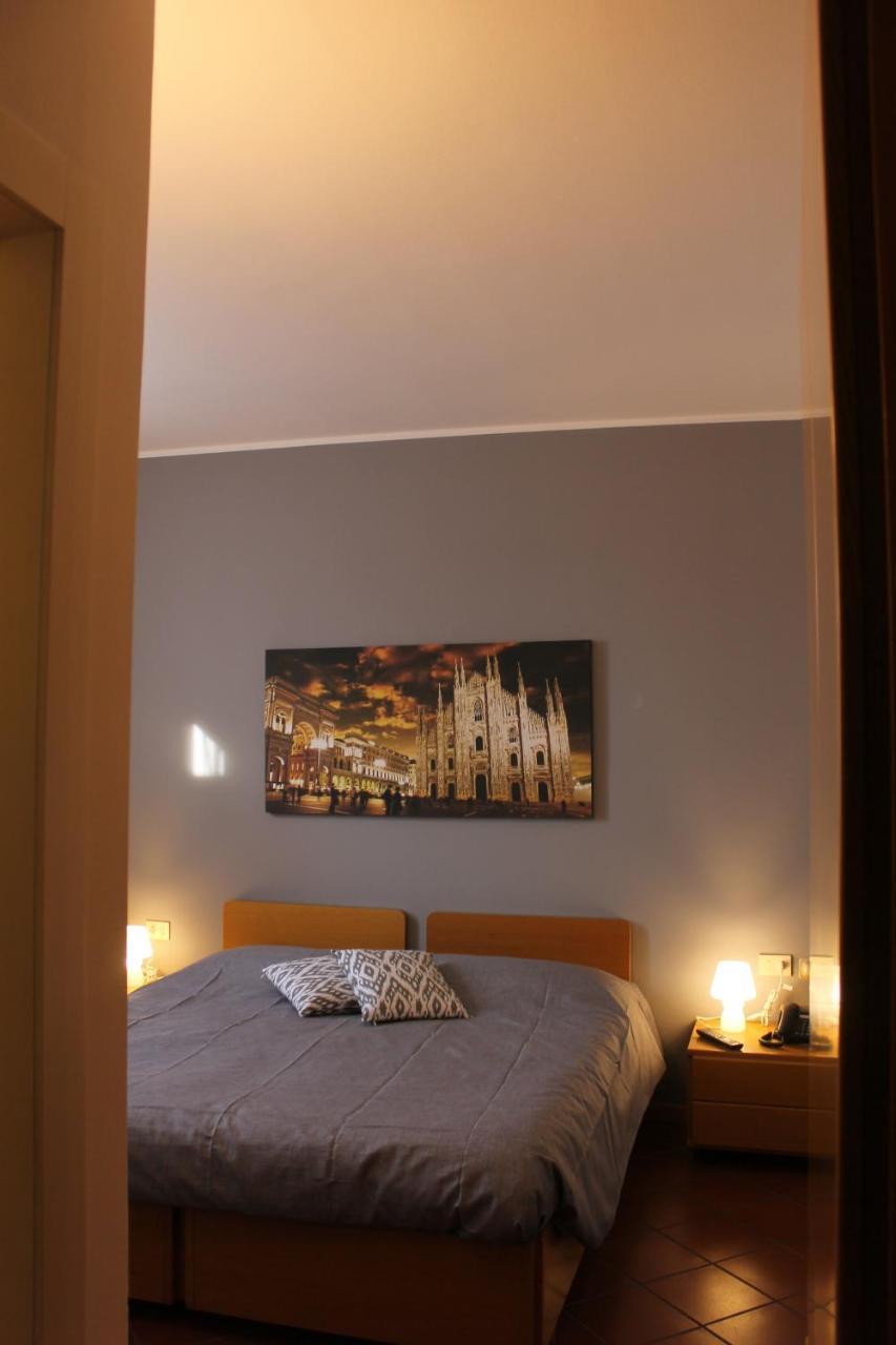 Albergo La Scaletta カントゥ エクステリア 写真