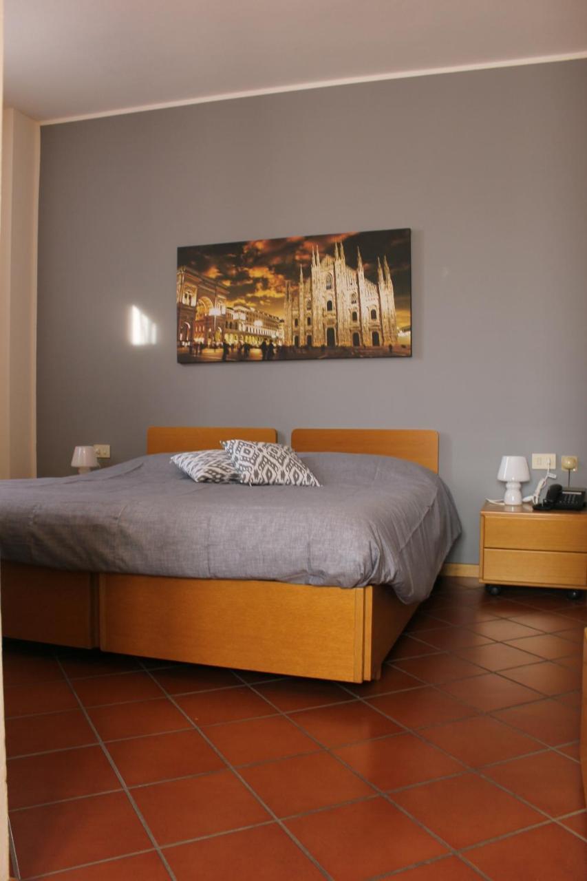 Albergo La Scaletta カントゥ エクステリア 写真