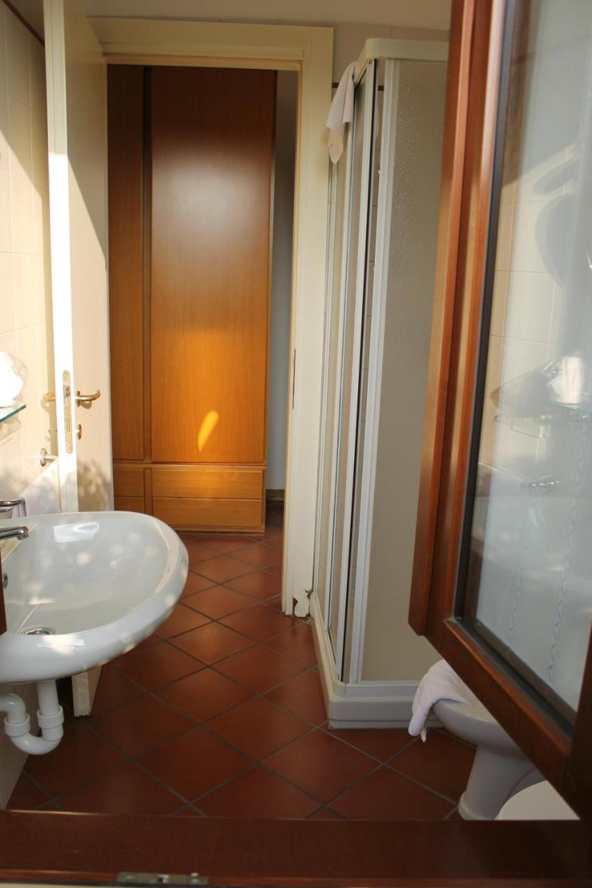 Albergo La Scaletta カントゥ エクステリア 写真
